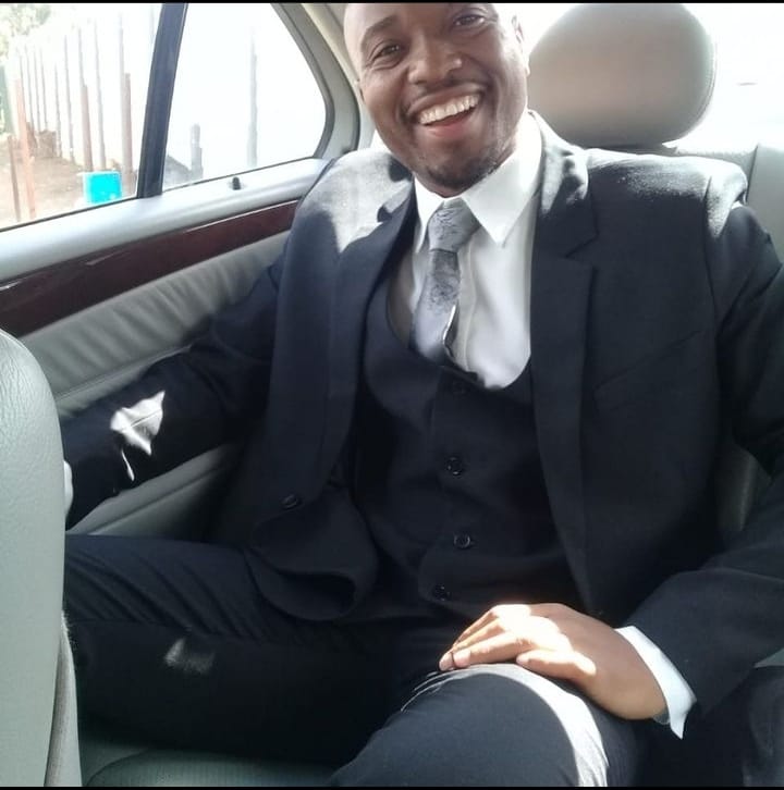 Display Picture of {{ team.fullName }}